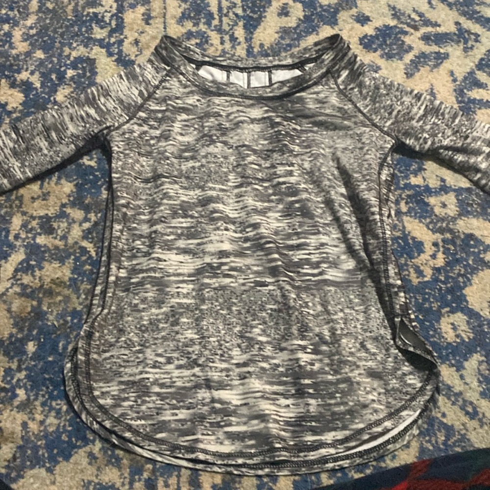 avia long sleeve gray shirt, size 5/6